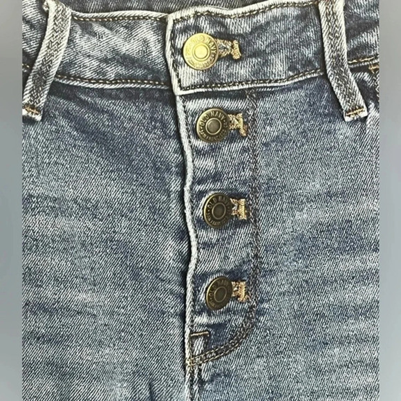 Old Navy Rockstar Mid Rise Super Skinny Ankle‎ Jeans Button Front Raw Hem - Picture 10 of 13